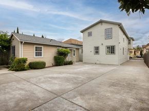 2915 Filbert St, Oakland CA 94608