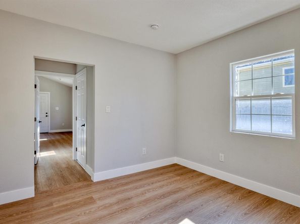2915 Filbert St, Oakland CA 94608