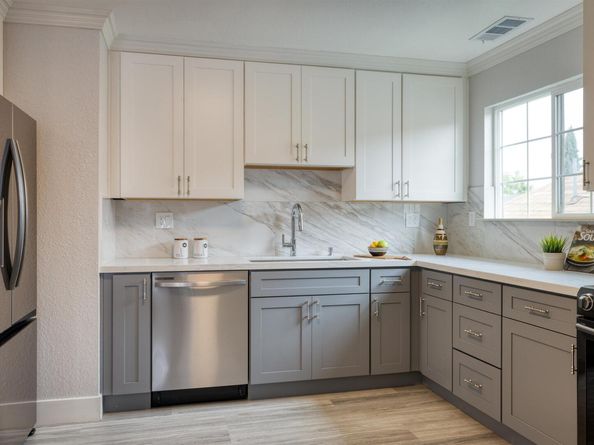 2915 Filbert St, Oakland CA 94608