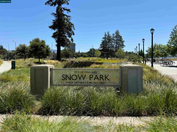 58 Vernon St 201, Oakland CA 94610