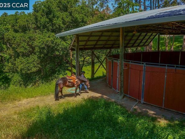 575 Morecroft Rd, Lafayette CA 94549
