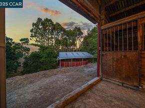 575 Morecroft Rd, Lafayette CA 94549