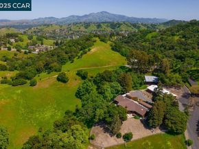 575 Morecroft Rd, Lafayette CA 94549