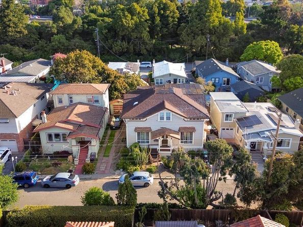 2550 Pleasant St, Oakland CA 94602