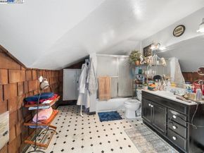2550 Pleasant St, Oakland CA 94602