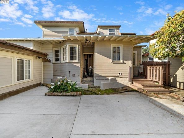 2550 Pleasant St, Oakland CA 94602