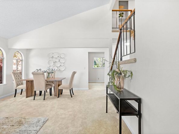 23920 Mayville Dr, Hayward CA 94541