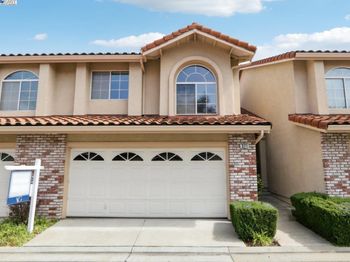371 Bellflower Ct