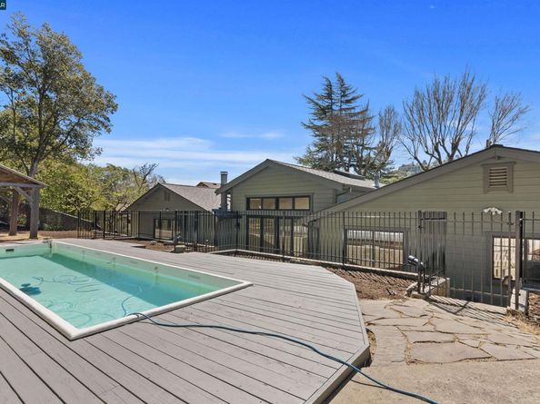 225 Rheem Blvd, Moraga CA 94556