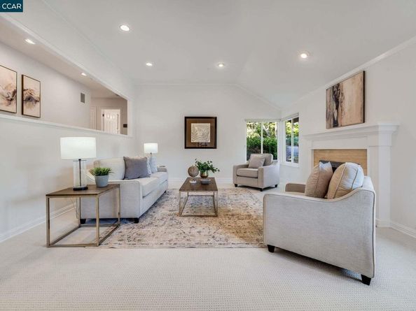 9 Irvine Drive, Moraga CA 94556