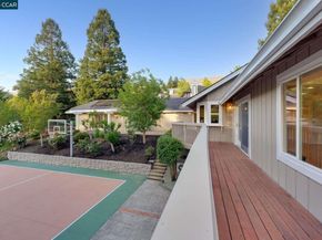 9 Irvine Drive, Moraga CA 94556