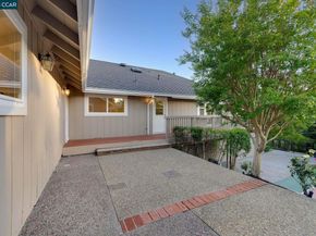 9 Irvine Drive, Moraga CA 94556