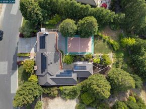 9 Irvine Drive, Moraga CA 94556