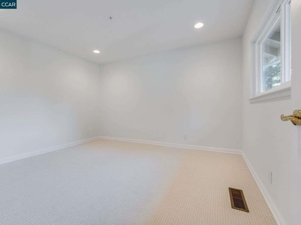 9 Irvine Drive, Moraga CA 94556