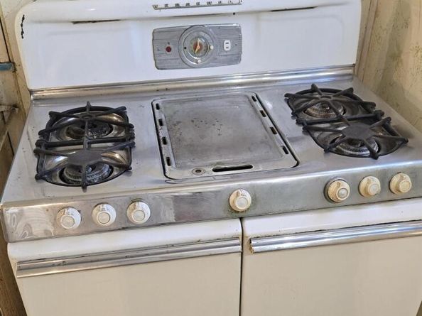 3020 E. 19th st, Oakland CA 94601