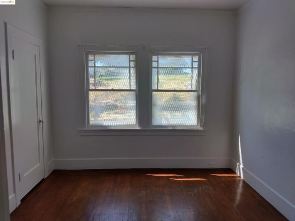 1864 11th Ave, Oakland CA 94606
