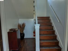 1864 11th Ave, Oakland CA 94606