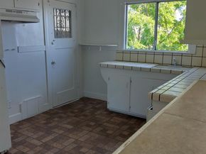 1864 11th Ave, Oakland CA 94606