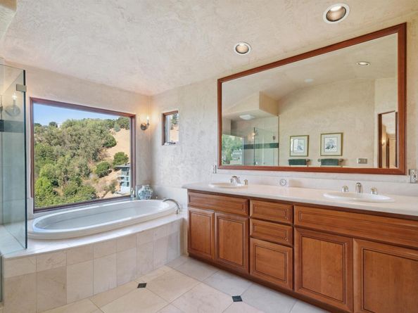 29 Live Oak RD, Berkeley CA 94705