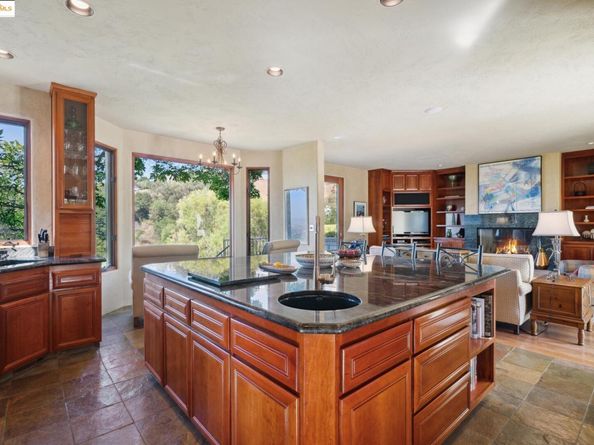 29 Live Oak RD, Berkeley CA 94705