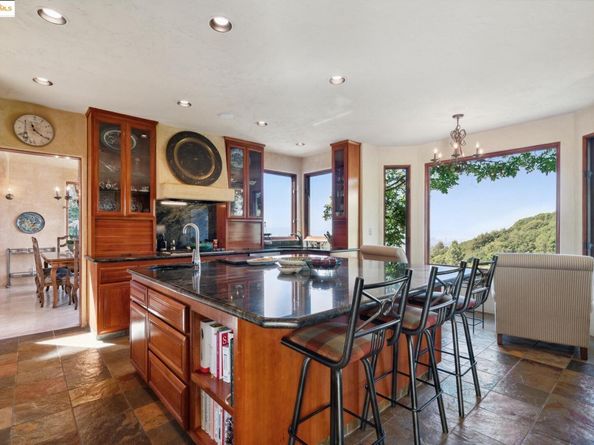 29 Live Oak RD, Berkeley CA 94705