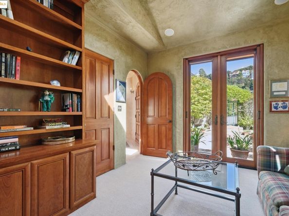 29 Live Oak RD, Berkeley CA 94705