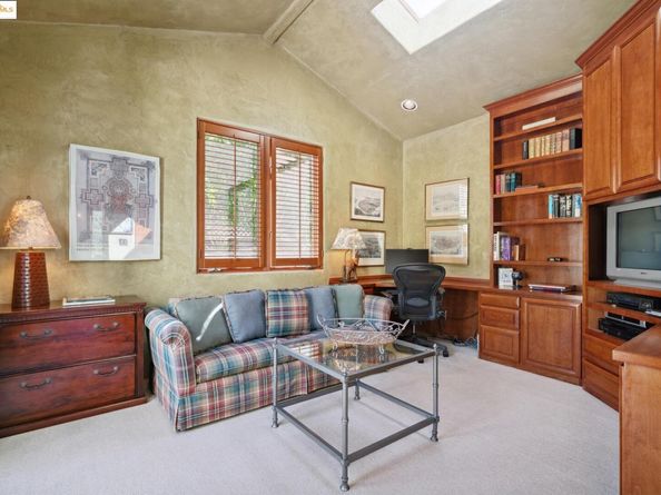 29 Live Oak RD, Berkeley CA 94705
