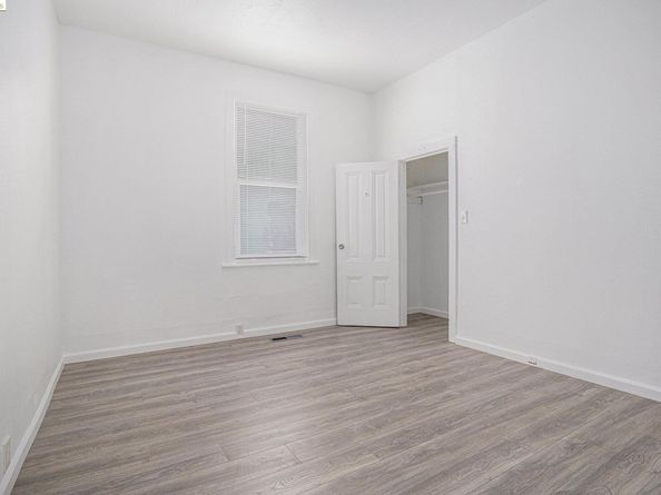 3237 Linden ST, Oakland CA 94608