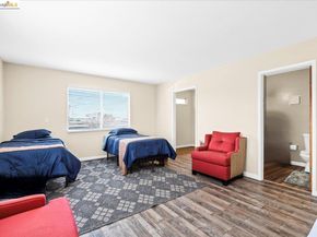 1000 102nd Avenue, Oakland CA 94603