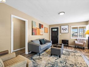 1000 102nd Avenue, Oakland CA 94603