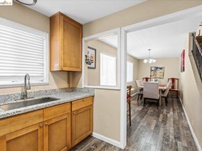 1000 102nd Avenue, Oakland CA 94603