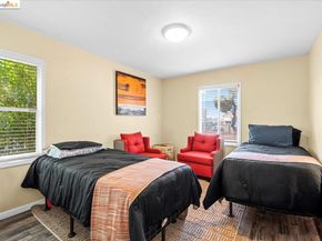 1000 102nd Avenue, Oakland CA 94603