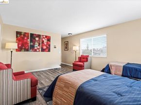 1000 102nd Avenue, Oakland CA 94603