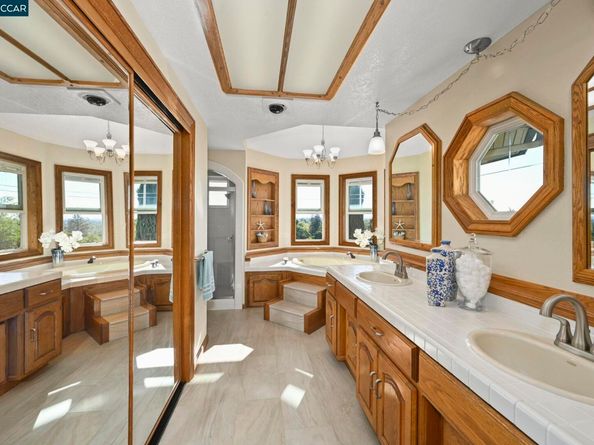 576 Best Rd, Pleasant Hill CA 94523