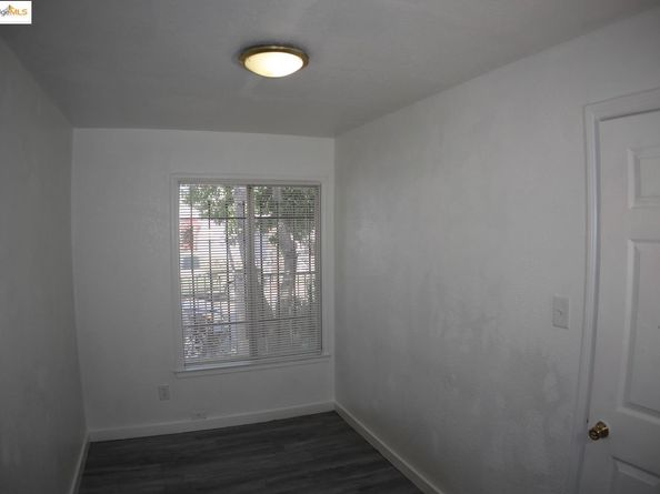6921 Flora ST, Oakland CA 94621