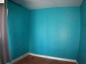 6921 Flora ST, Oakland CA 94621