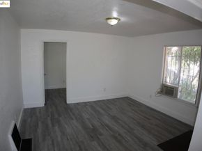 6921 Flora ST, Oakland CA 94621