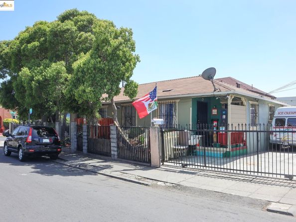 6921 Flora ST, Oakland CA 94621