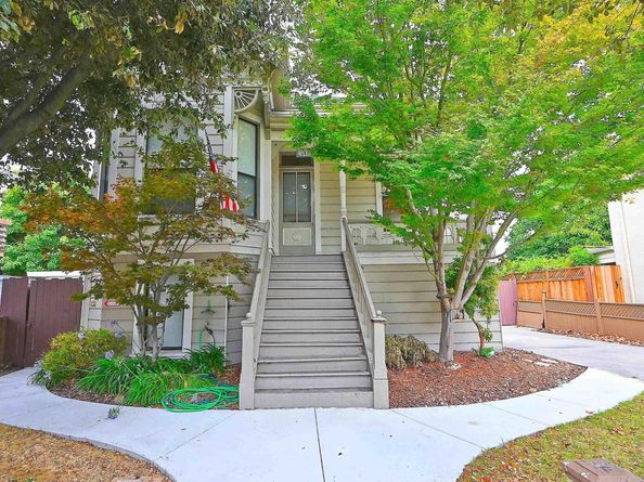 1613 Union St, Alameda CA 94501