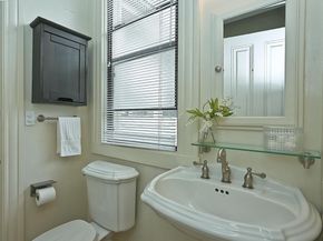 1613 Union St, Alameda CA 94501