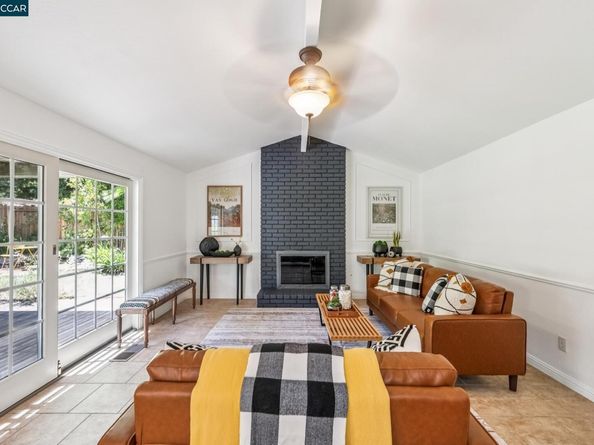 785 Bloching Cir, Clayton CA 94517