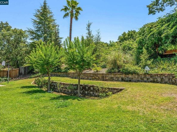 785 Bloching Cir, Clayton CA 94517