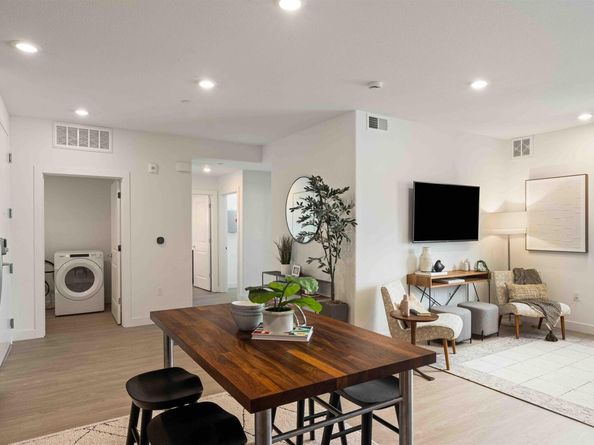 500 Somi Ct 214, Hayward CA 94544