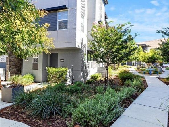 389 Line St., Hayward CA 94544