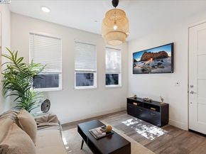 389 Line St., Hayward CA 94544