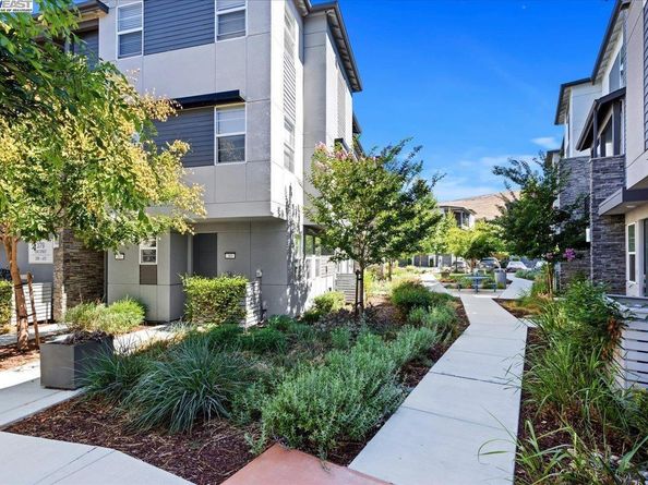 389 Line St., Hayward CA 94544