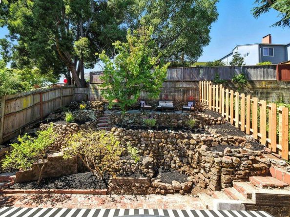3357 Jordan Rd, Oakland CA 94602