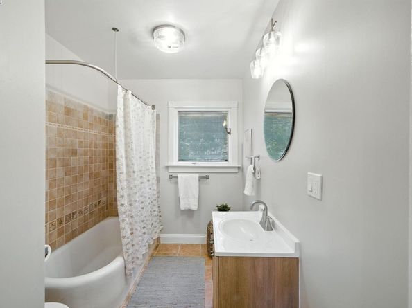 3357 Jordan Rd, Oakland CA 94602