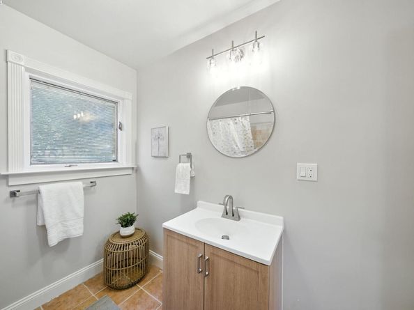 3357 Jordan Rd, Oakland CA 94602