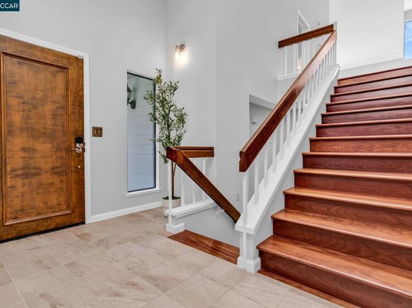 3231 Southridge Dr, Richmond CA 94806